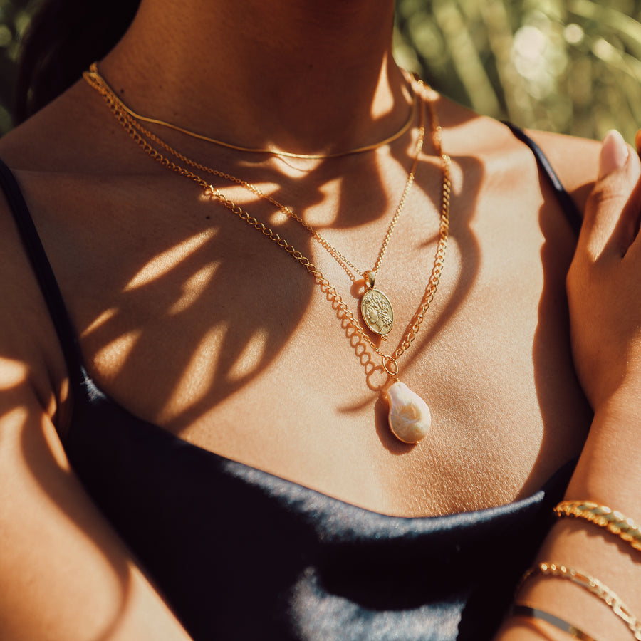 gold pendant demeter pearl necklace